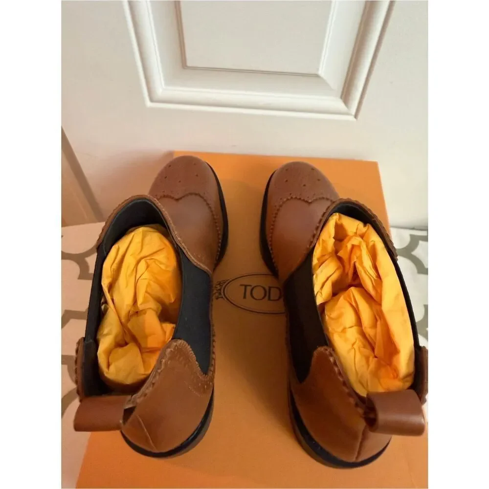 Tod’s leather brown chelsea boots New in the box Size 36= US 6